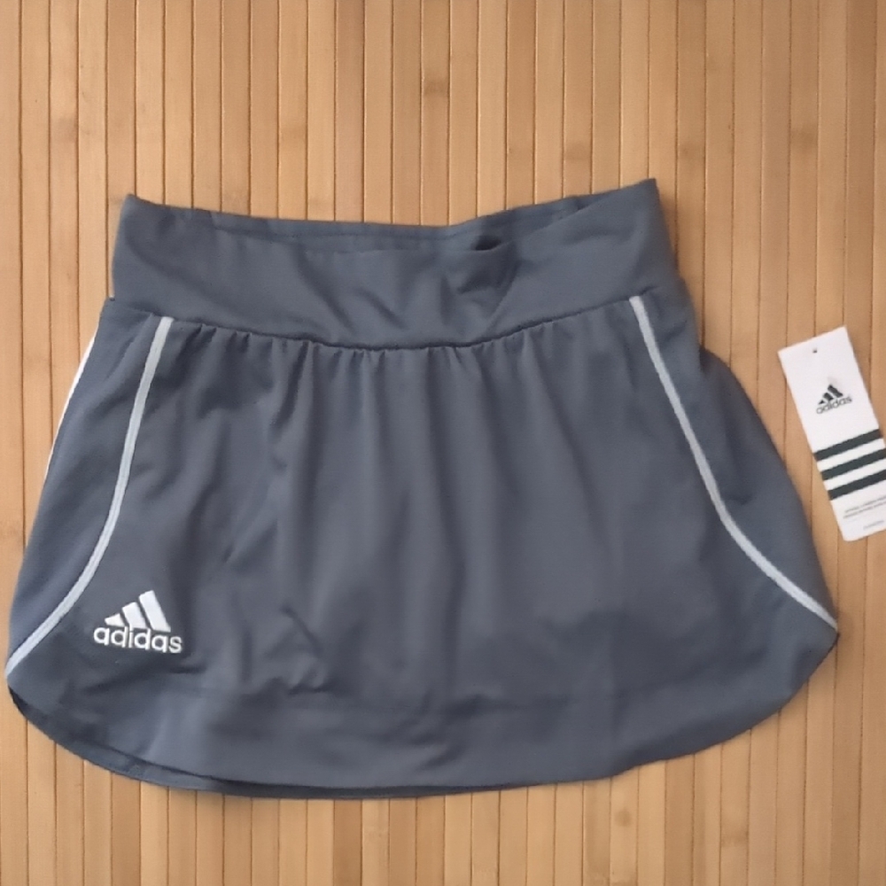 Adidas Women's Gray and White Dri Fit Climacool Gray Shorts Skorts, Size XS NEW